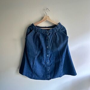 Jean skirt with pockets